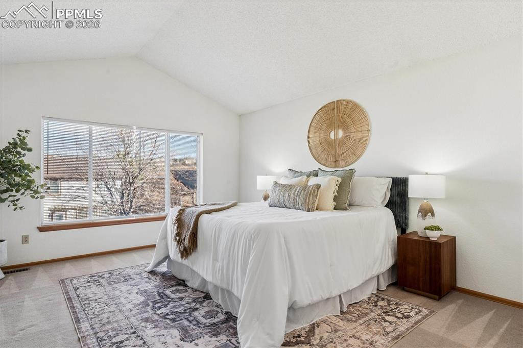 Image 13 of 29: Bedroom