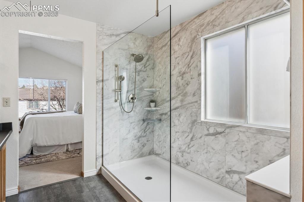 Image 15 of 29: Bathroom