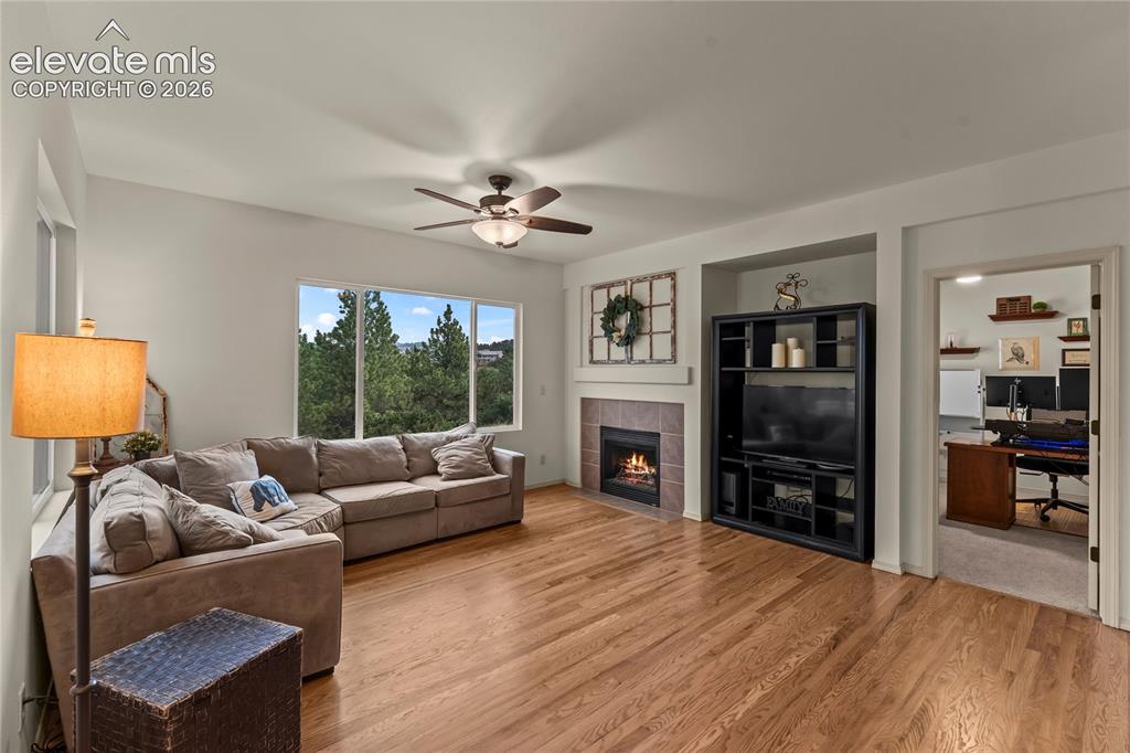 Image 4 of 47: Living Room