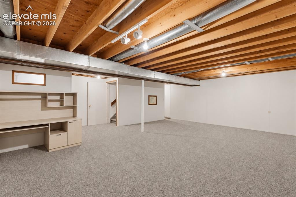 Image 26 of 38: This is how you see quality construction.