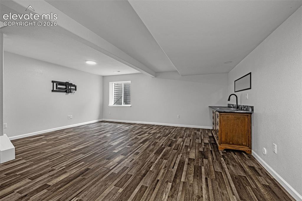 Image 20 of 49: Family Room
