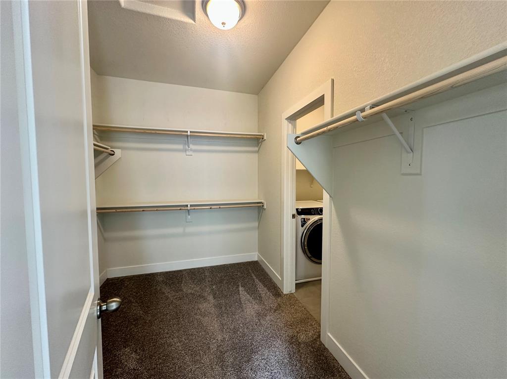 Image 14 of 23: Closet