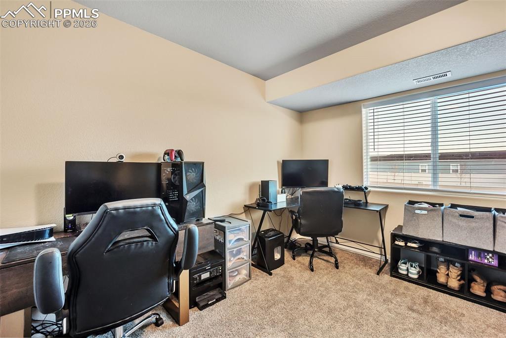 Image 12 of 31: Office