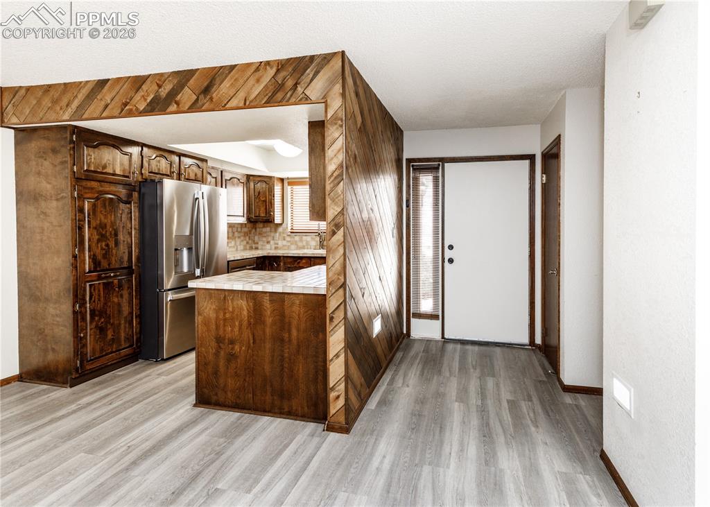 Image 2 of 29: Kitchen