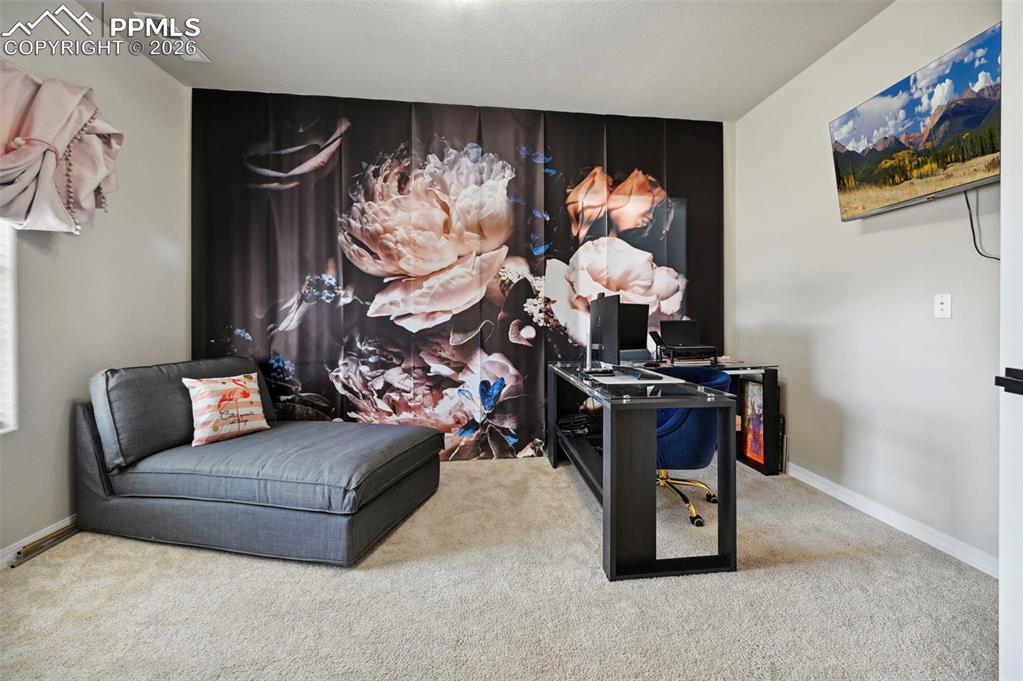 Image 13 of 39: Sitting Room