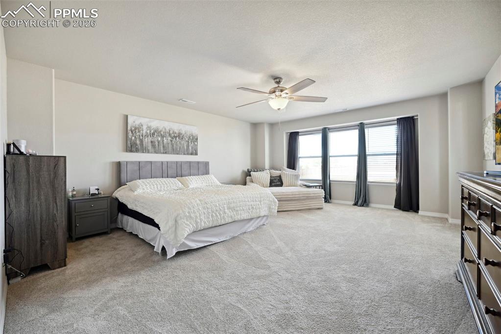 Image 15 of 39: Bedroom