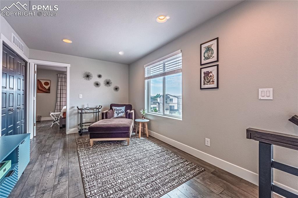 Image 26 of 37: Sitting Room