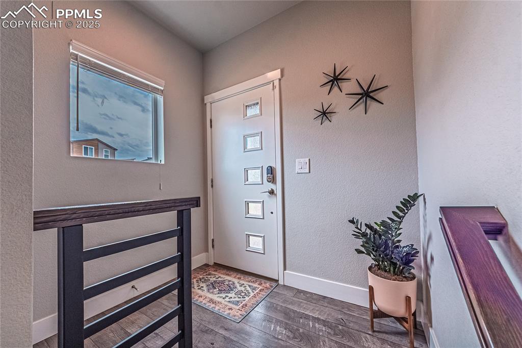 Image 31 of 37: Entry