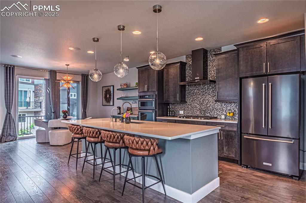 Image 6 of 37: Kitchen