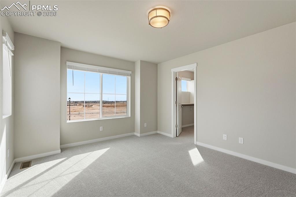 Image 26 of 50: No Description Available