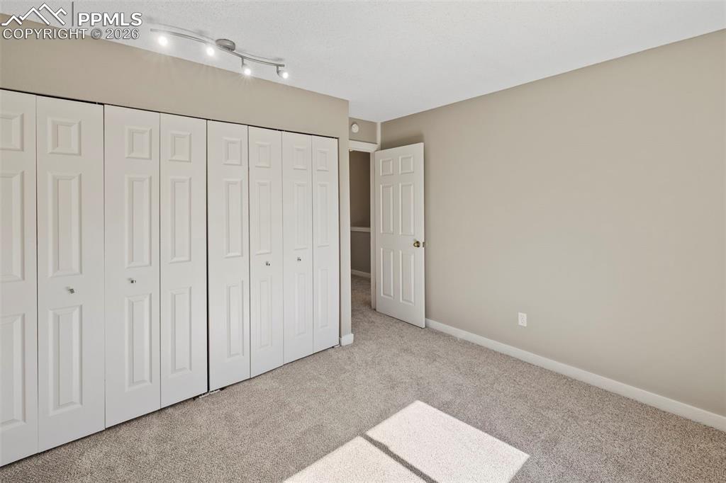 Image 19 of 42: Bedroom