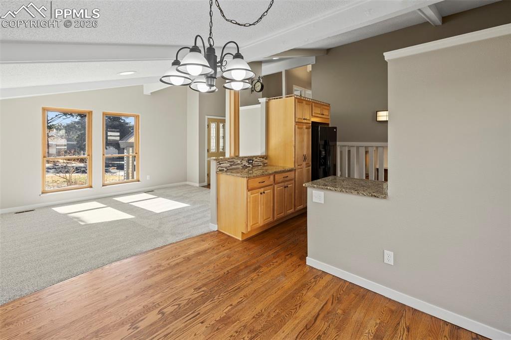 Image 5 of 42: Kitchen