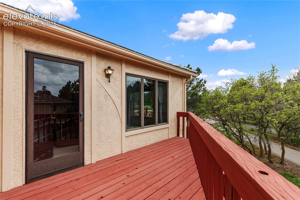 Image 14 of 46: Deck