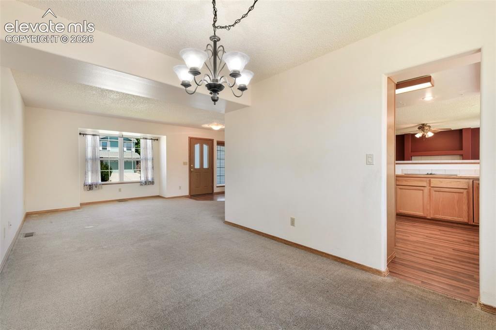 Image 9 of 50: Dining Room