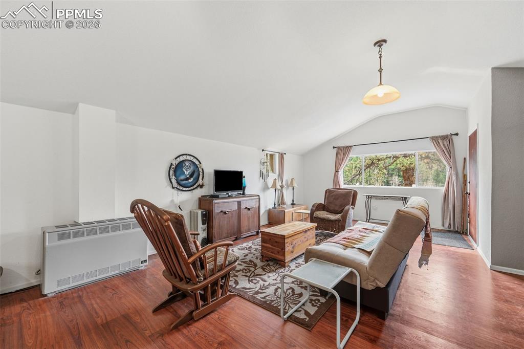 Image 5 of 19: Living Room