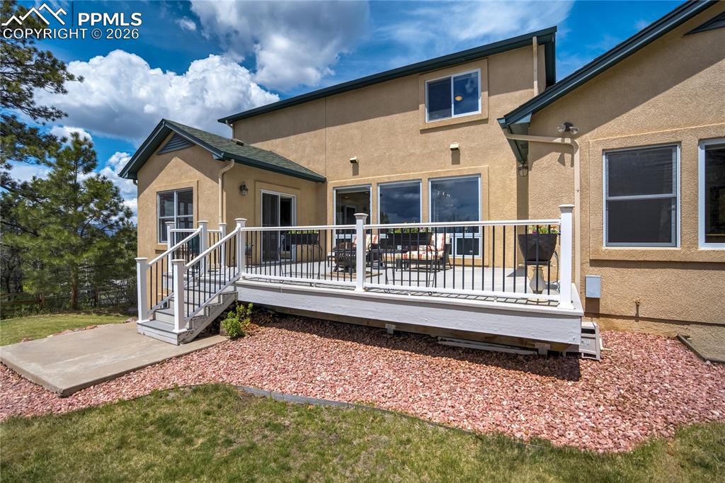 Image 41 of 50: Back of Structure