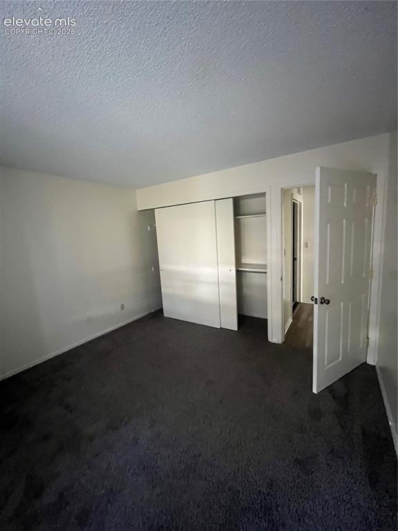 Image 14 of 22: Bedroom