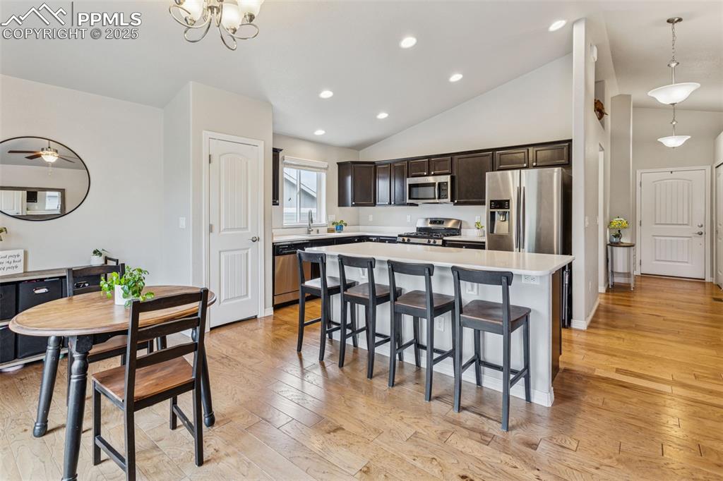 Image 10 of 41: Kitchen