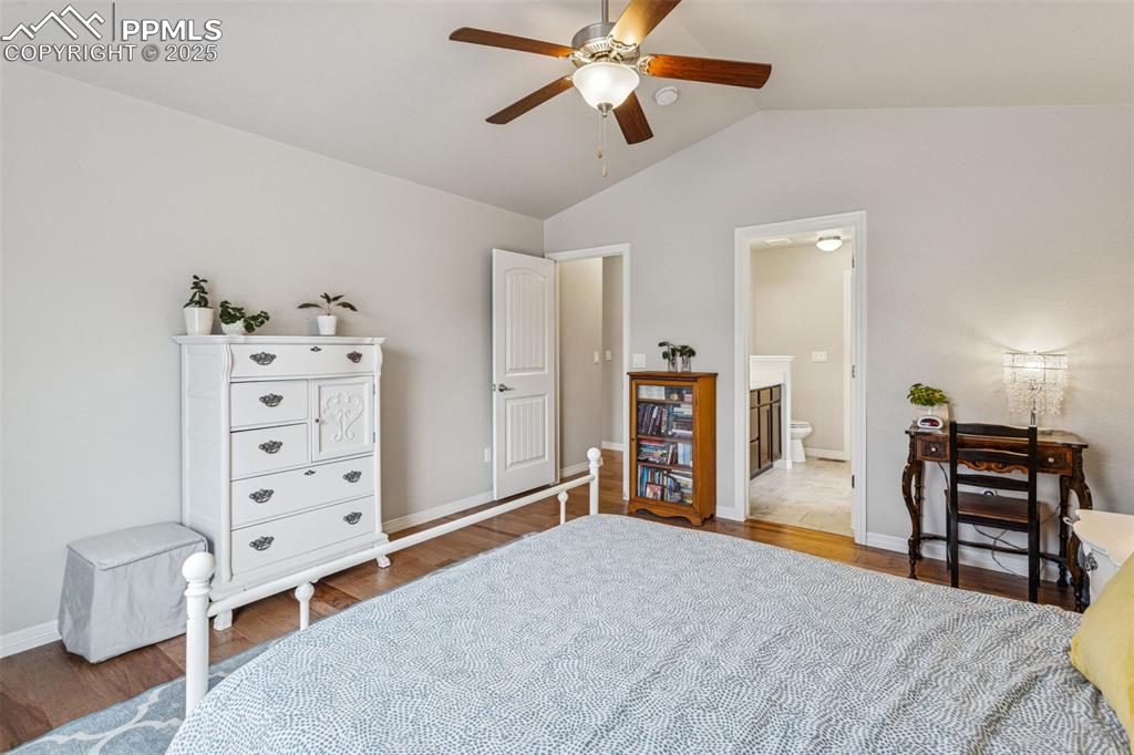 Image 13 of 41: Bedroom