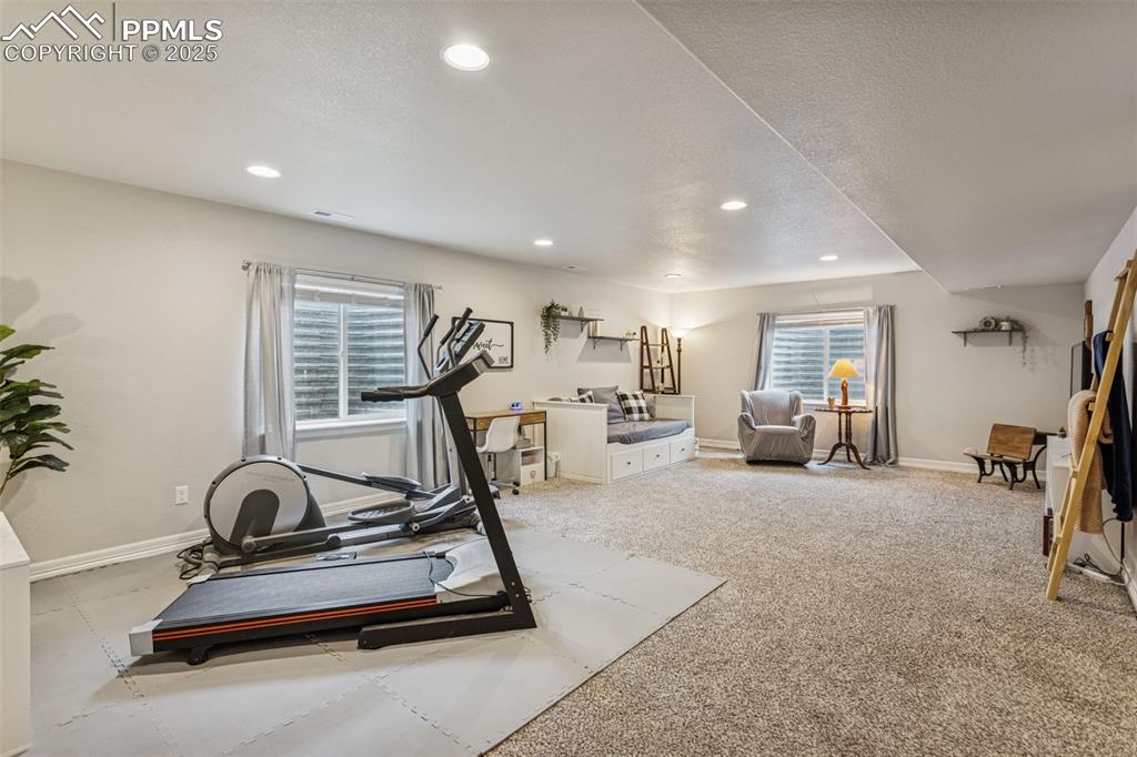 Image 23 of 41: Exercise Room