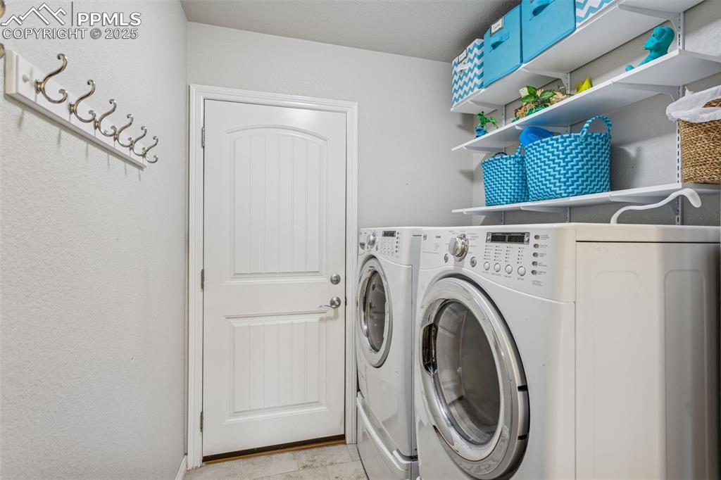 Image 26 of 41: Laundry