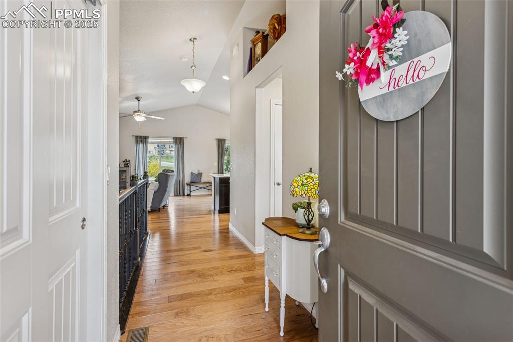 Image 4 of 41: Entry