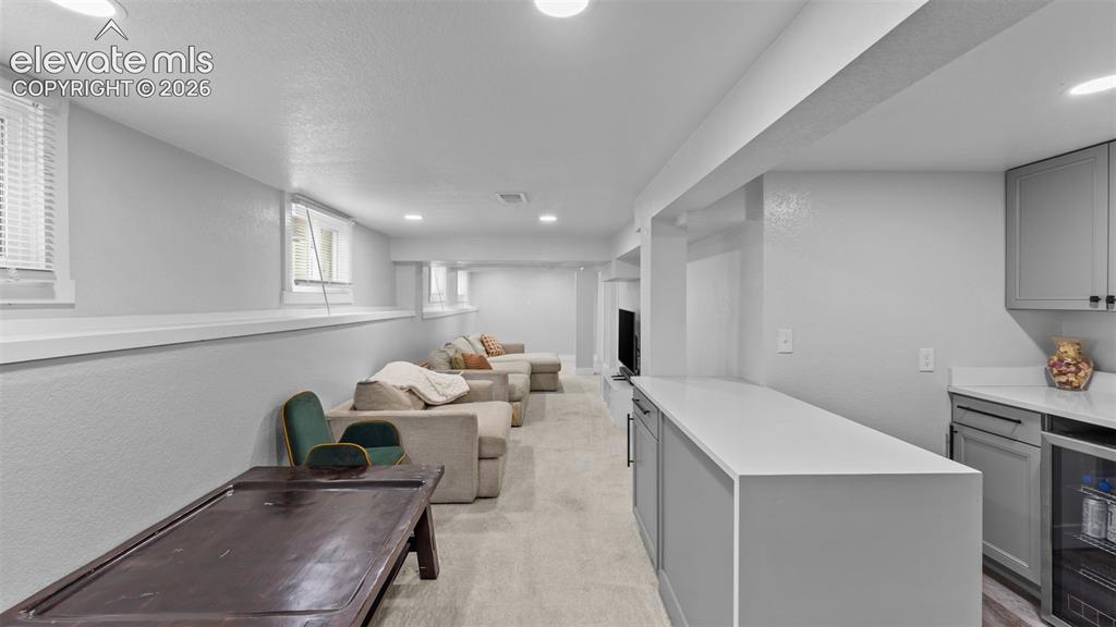Image 22 of 33: Family Room