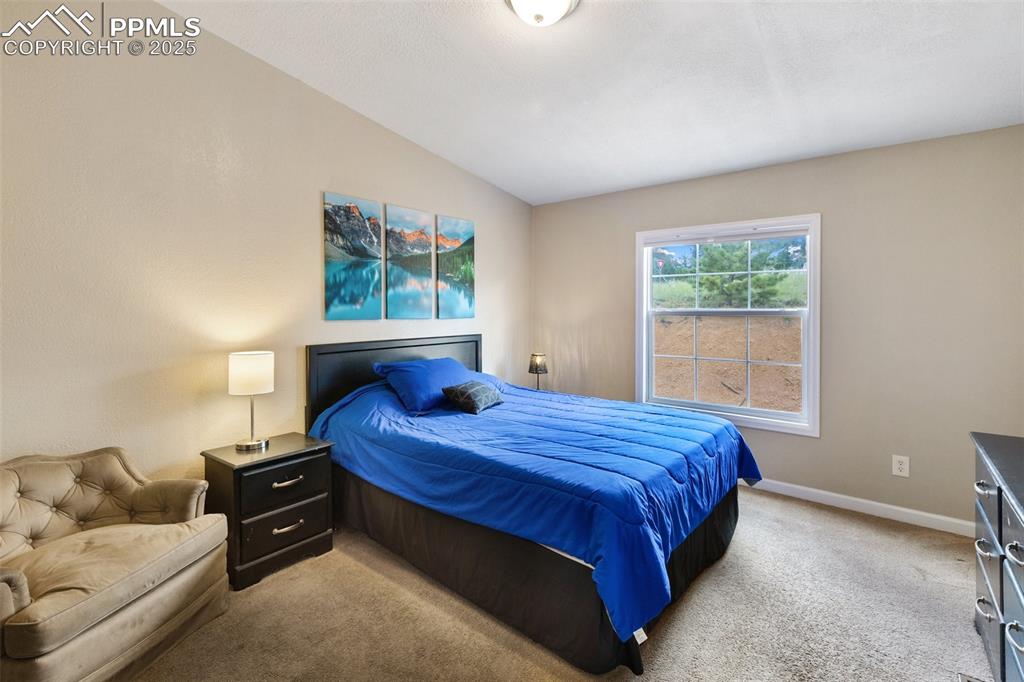 Image 28 of 35: Bedroom