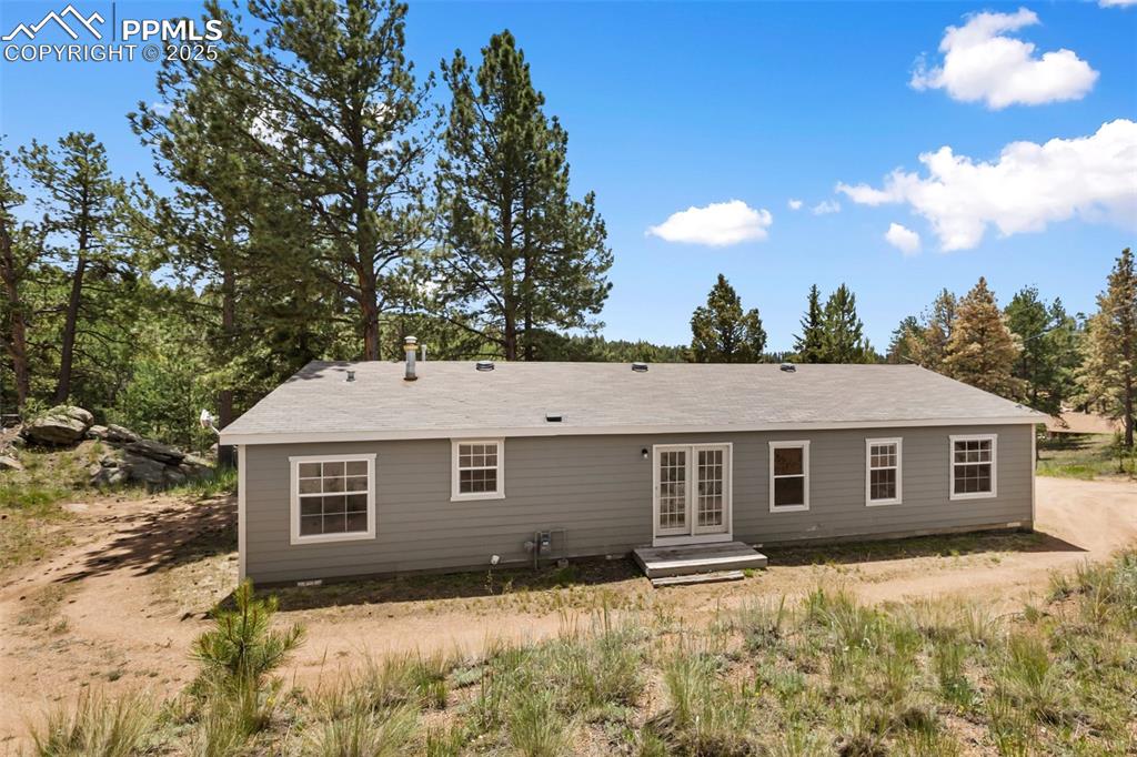 Image 34 of 35: Back of Structure