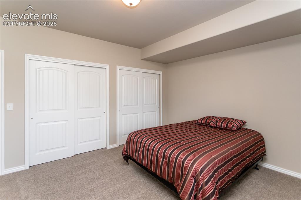 Image 43 of 45: Bedroom