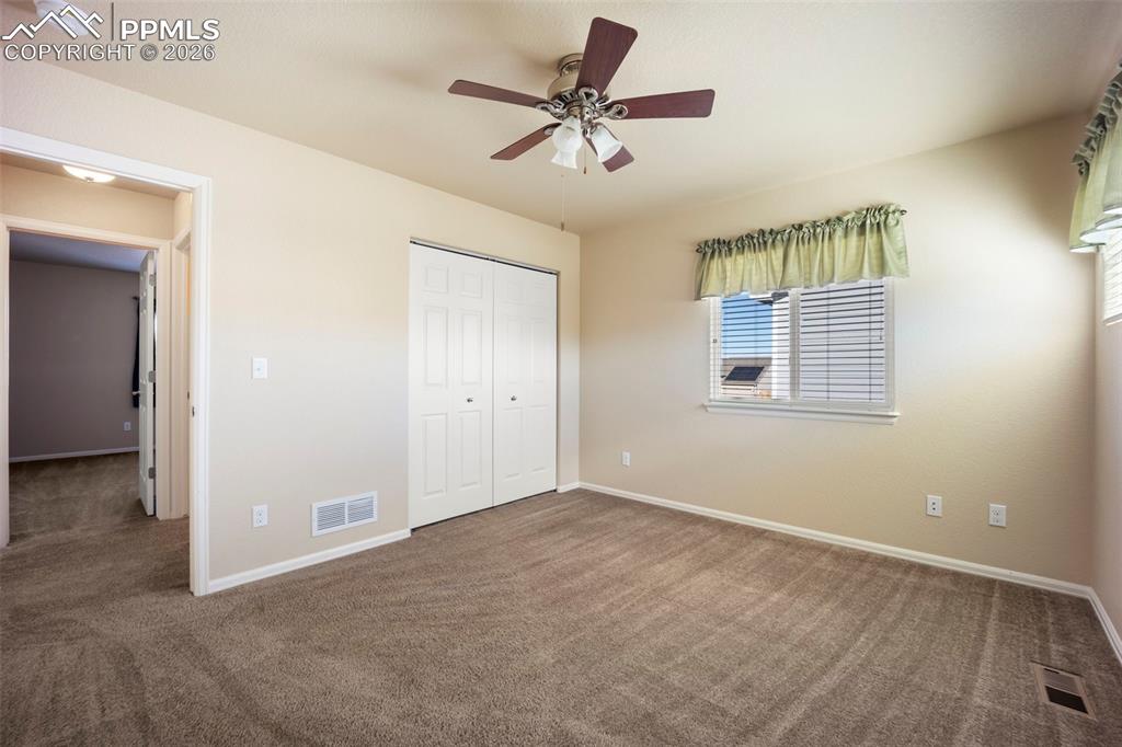 Image 25 of 46: Bedroom