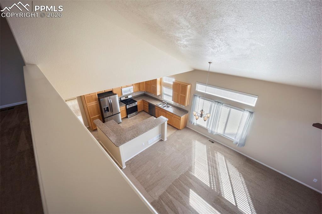 Image 30 of 46: Living Room