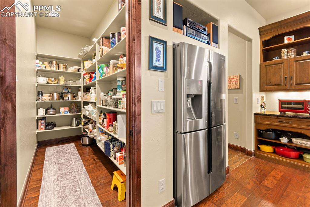 Image 15 of 49: Pantry