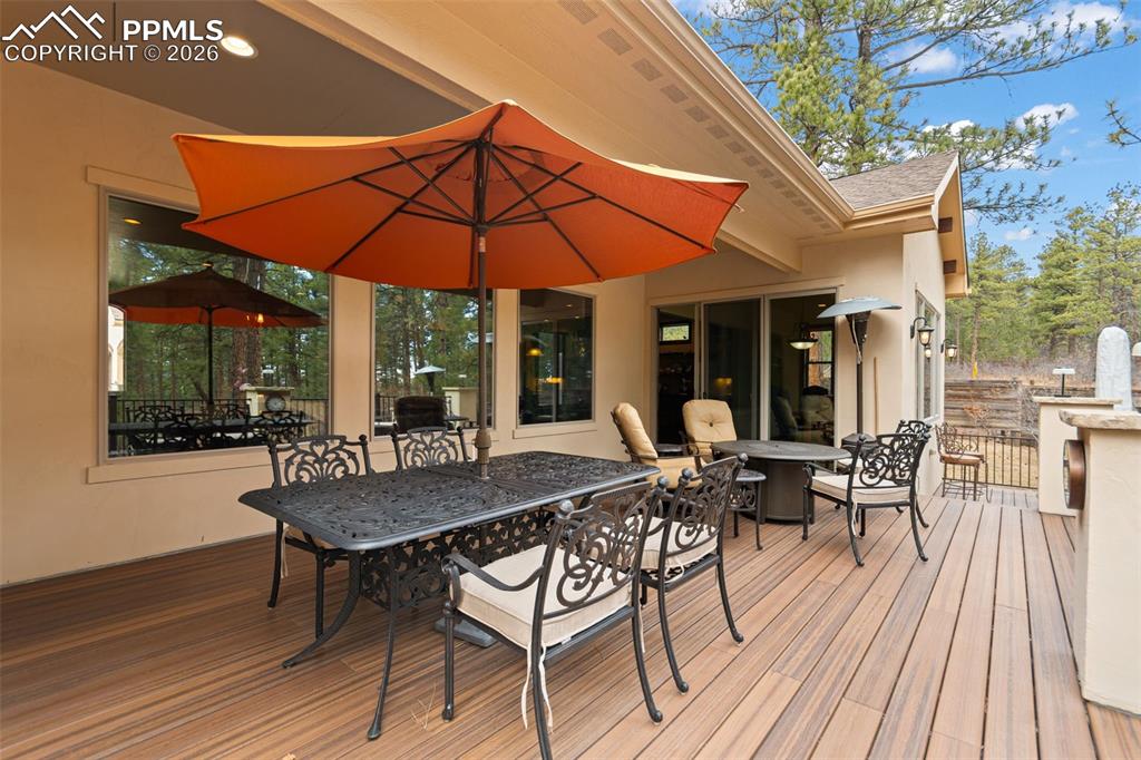 Image 20 of 49: Deck