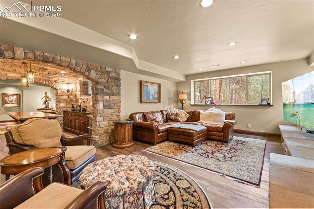 Image 36 of 49: Living Room