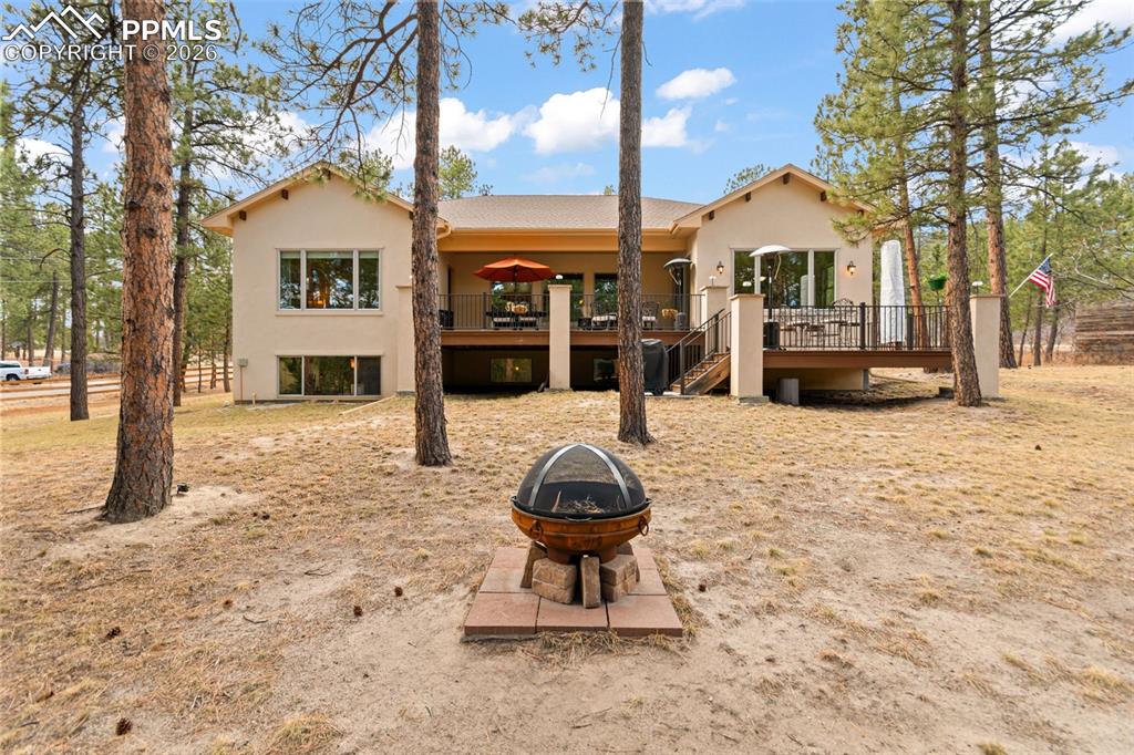 Image 43 of 49: Back of Structure