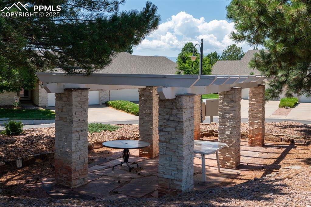 Image 32 of 32: Patio