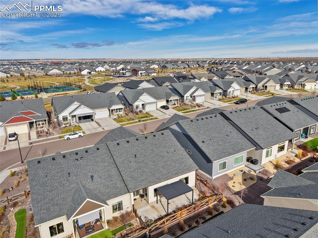 Image 28 of 36: Neighborhood View