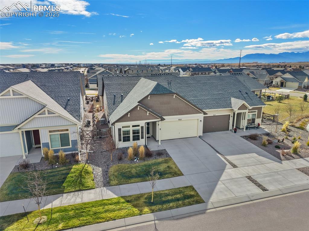 Image 29 of 36: Neighborhood View