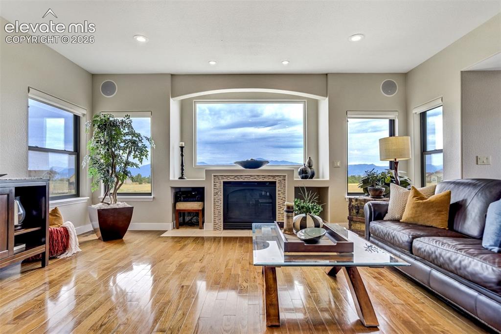 Image 4 of 46: Living Room
