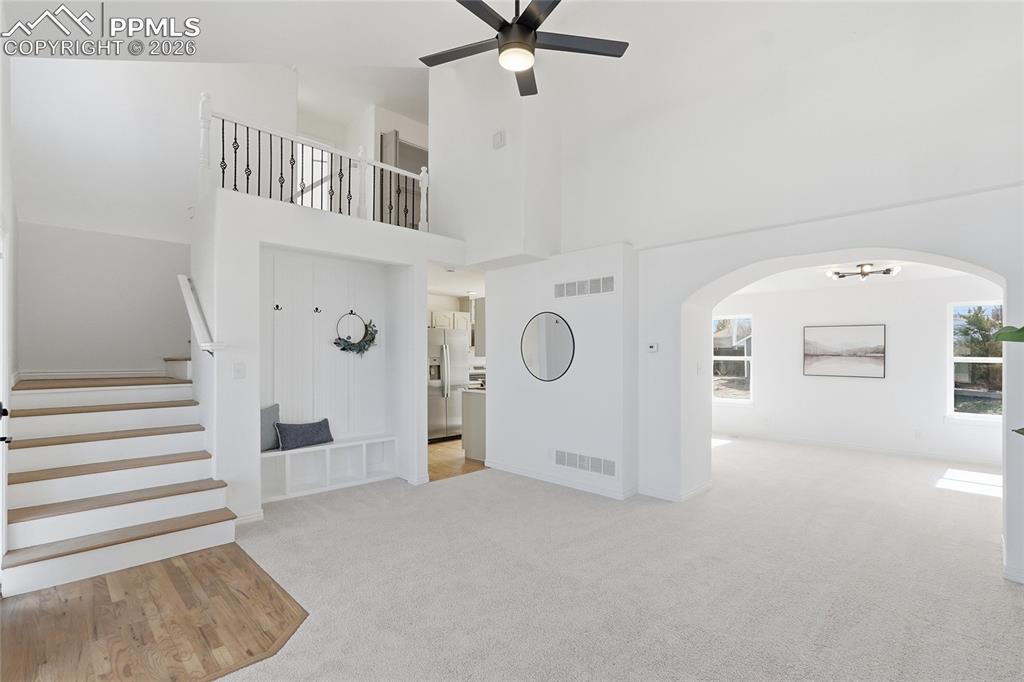 Image 3 of 50: Living Room