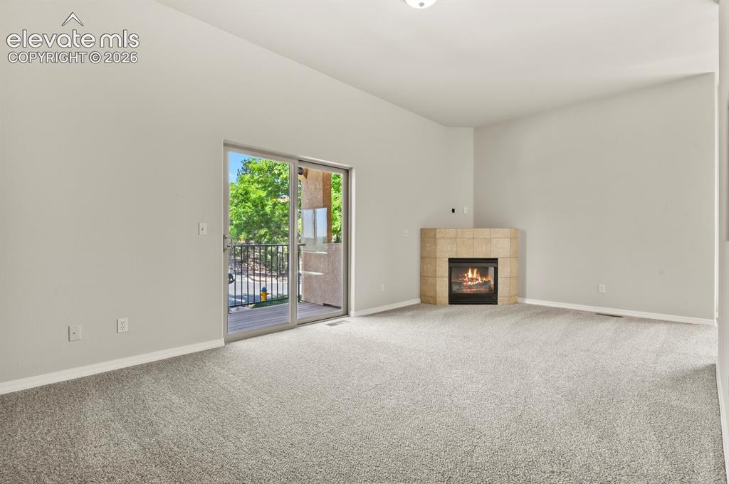 Image 3 of 28: Living Room