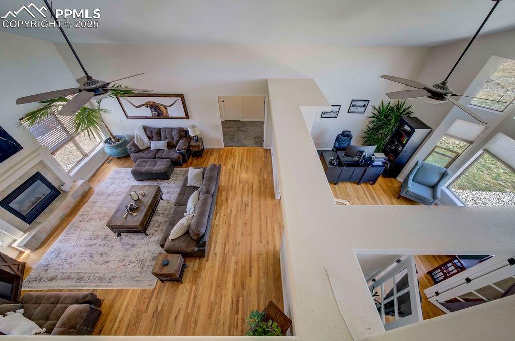 Image 24 of 43: Living Room