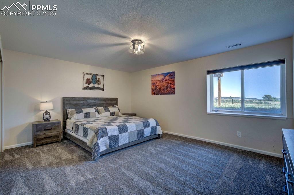 Image 38 of 43: Bedroom