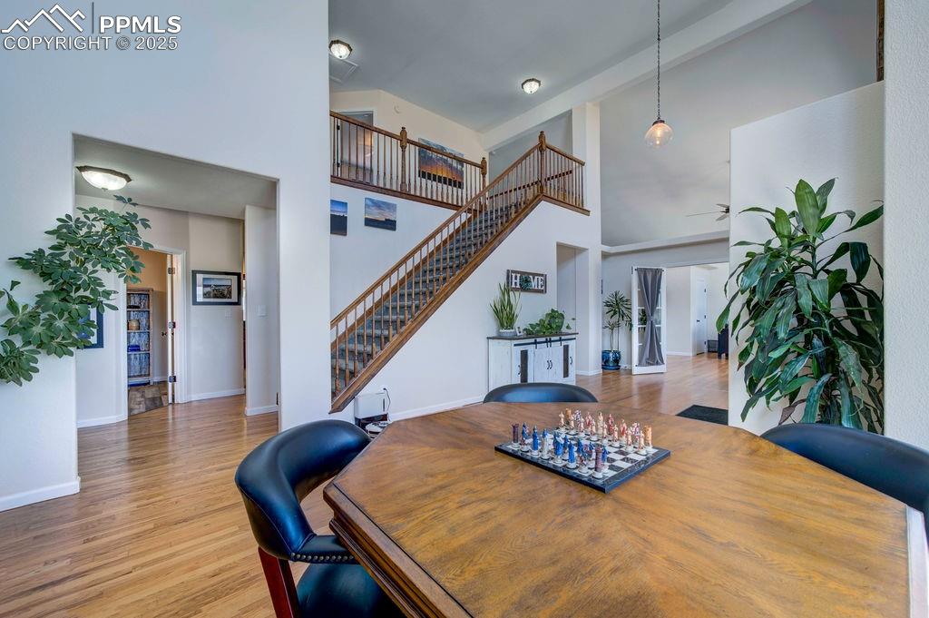 Image 5 of 43: Dining Area