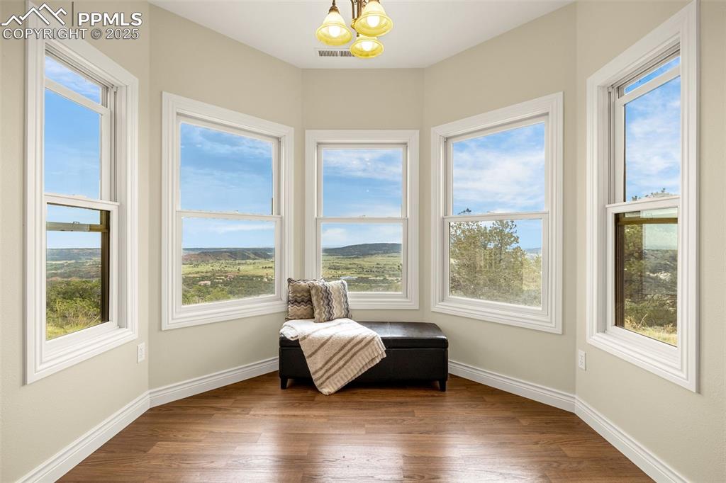 Image 37 of 49: Sun Room