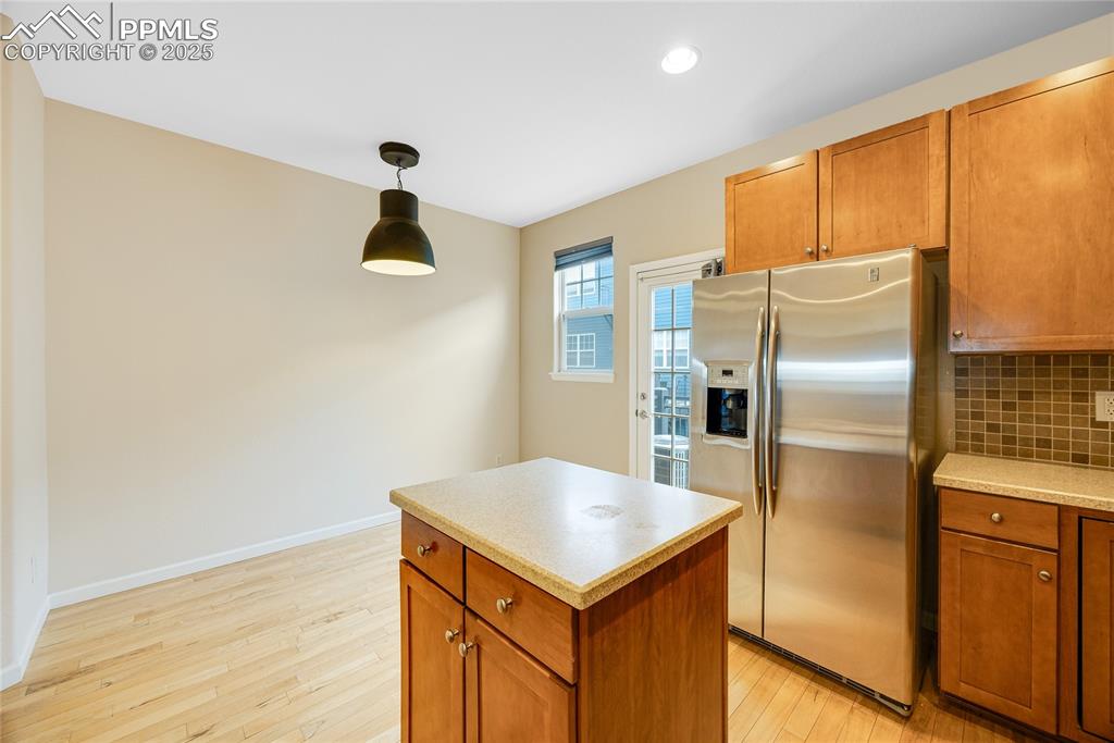 Image 18 of 34: Kitchen