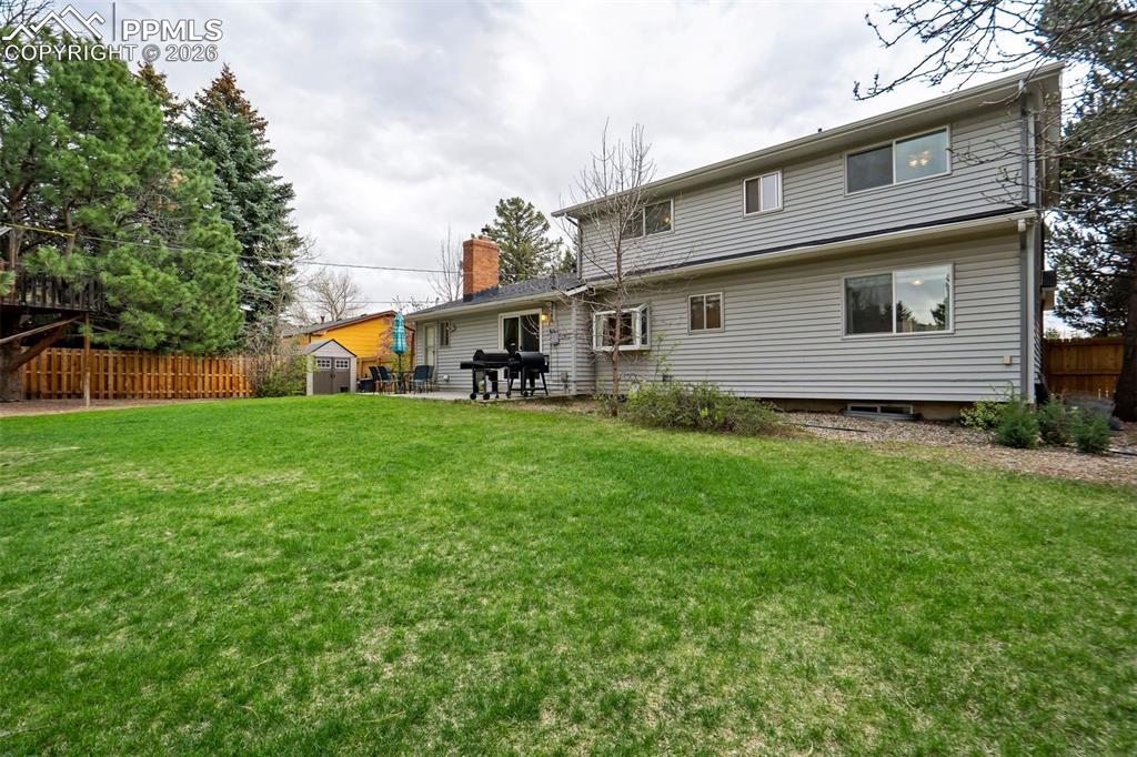 Image 42 of 50: Back of Structure