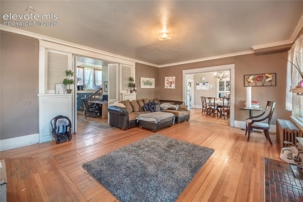 Image 12 of 39: Living Room