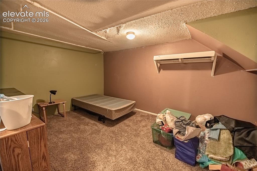 Image 33 of 39: Bedroom